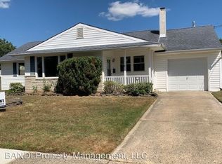 7 Dartmouth Rd, Somers Point, NJ 08244