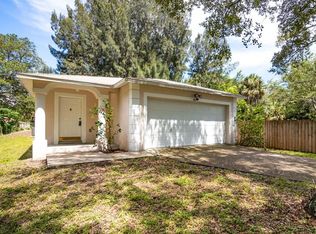 1821 Sylvan Dr, Clearwater, FL 33755