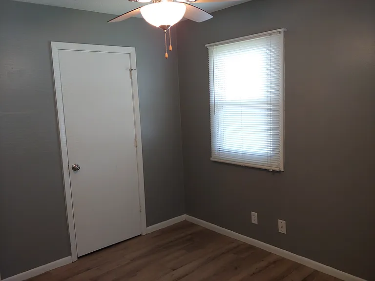3121 Westmar Dr — Photo 15