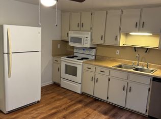 3220 Roanoke St #4, Christiansburg, VA 24073