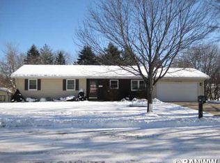 1338 Armstrong Pl, Eau Claire, WI 54701