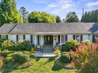 2161 Lakeside Dr, Lexington, KY 40502