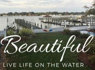 831 Locust Dr, West River, MD