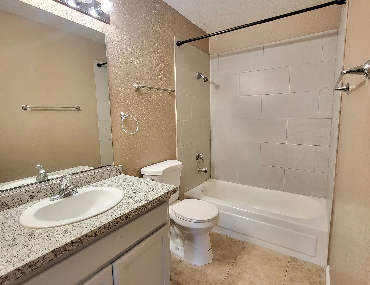 5044 S Rainbow Blvd #206 - 1 — Photo 2