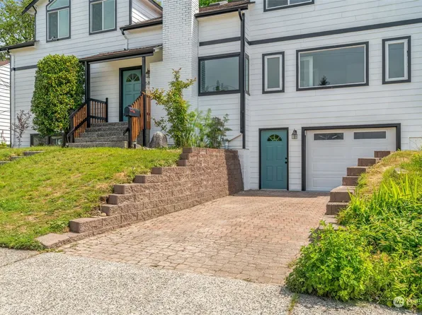 6826 47th Avenue NE, Seattle, WA 98115