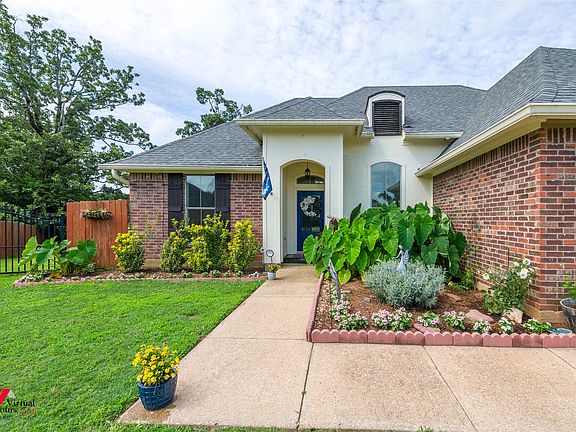 4th image of 4840 Sandtrap Cir