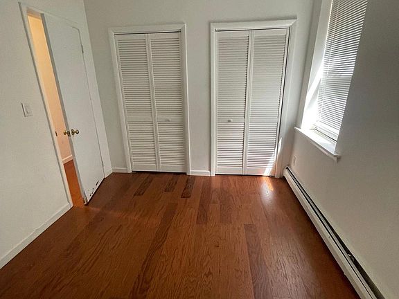 5th image of 1917 Spring Garden St APT 2