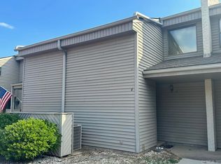 135 Hillview Dr, Fairfield Bay, AR 72088