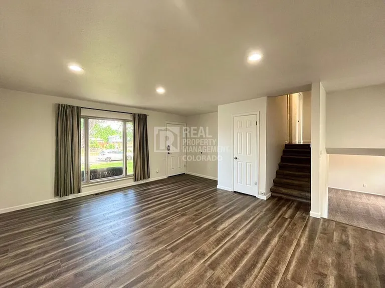 9387 W Eastman Pl — Photo 3