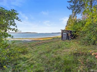 7304 Sandy Point Beach Rd NE, Olympia, WA 98516