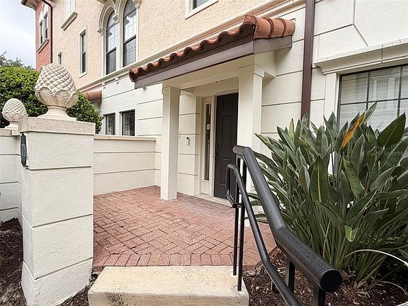 2nd image of 3728 MESSINA DRIVE