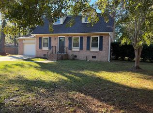108 Sandtrap Rd, Summerville, SC 29483