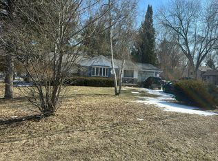 485 Union Lake Rd, White Lake, MI 48386