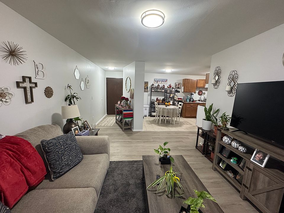 1st image of 4521 S Ahmedi Ave #15