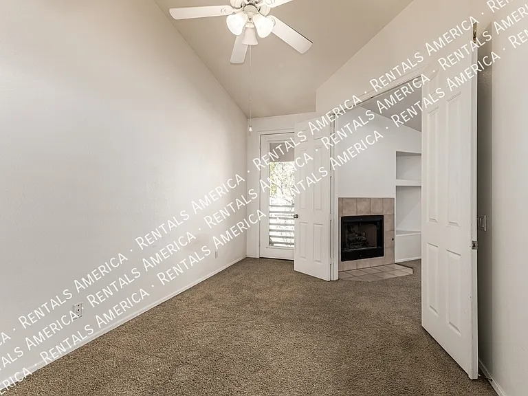 7550 E Earll Dr #74 — Photo 17