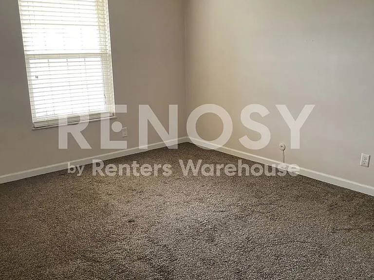 1464 Hawks Nest Dr #G — Photo 12
