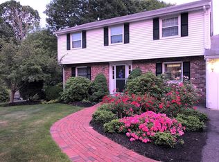 26 Russell Ln, Abington, MA 02351