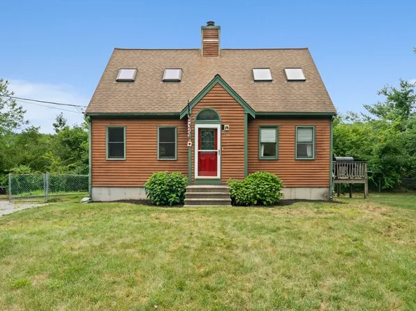 190 Monroe St, Pembroke, MA 02359