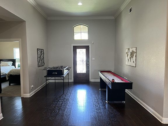 Front entryway
