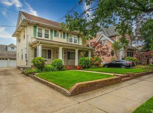 15102 85th Dr, Jamaica, NY 11432