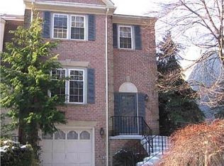7710 Shootingstar Dr, Springfield, VA 22152