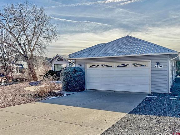 3rd image of 1270 SE Deer Creek Drive