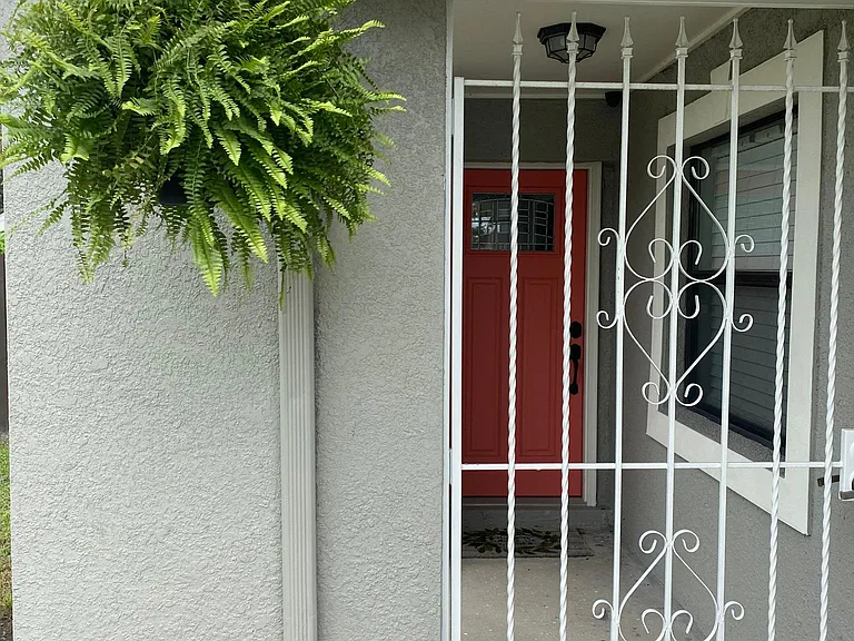 10803 Fairfield Village Dr — Photo 2