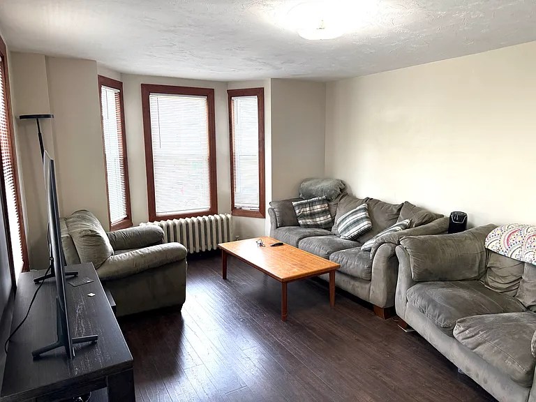 43 South St #B — Photo 3