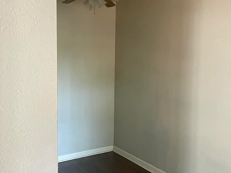 705 N Saint Vrain St #9 — Photo 6