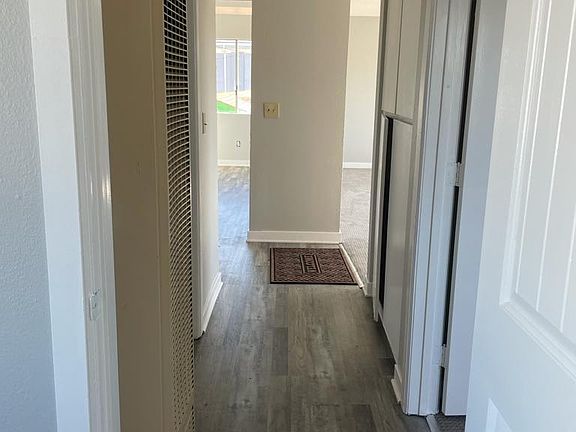 5th image of 18444 Roslin Ave