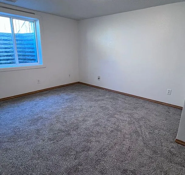 6111 N Standard St — Photo 11