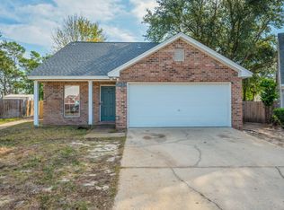 433 Forest Glen Pl, Mary Esther, FL 32569