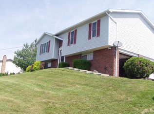 1058 Lynn Portal Road, Washington, PA 15301