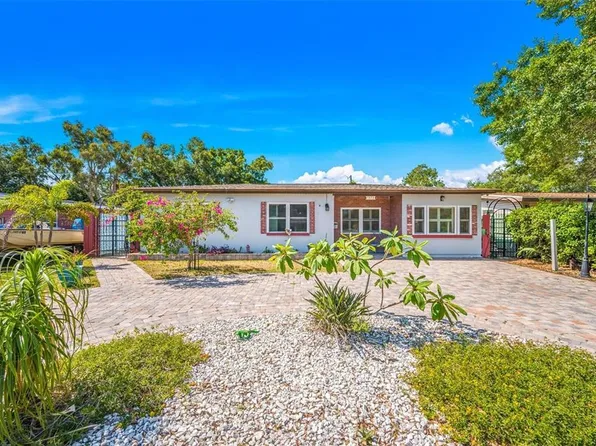 1572 77th Ave N, Saint Petersburg, FL 33702