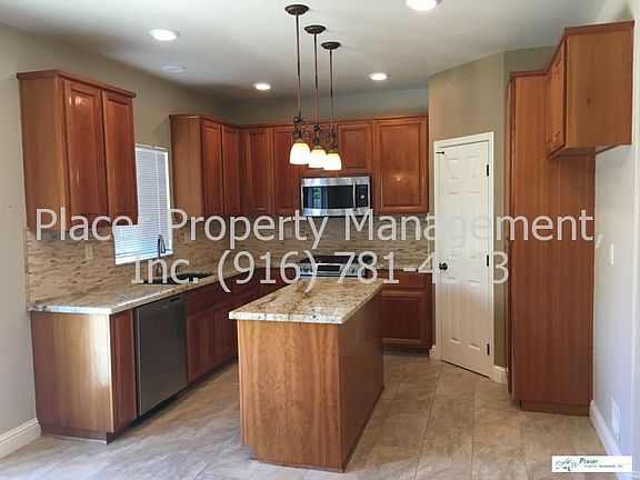 2nd image of 1491 Grey Bunny Dr