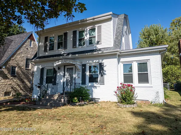 1934 Hayselton Dr, Jefferson City, MO 65109