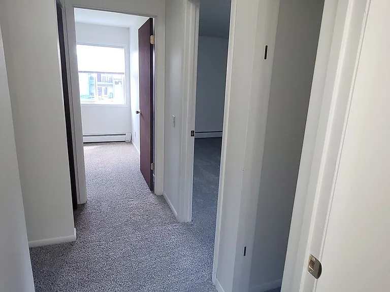 Elkhorn Village Apartments | 1 & 2 Bedroom Apartments in Elkhorn, WI Heat Included — Photo 42