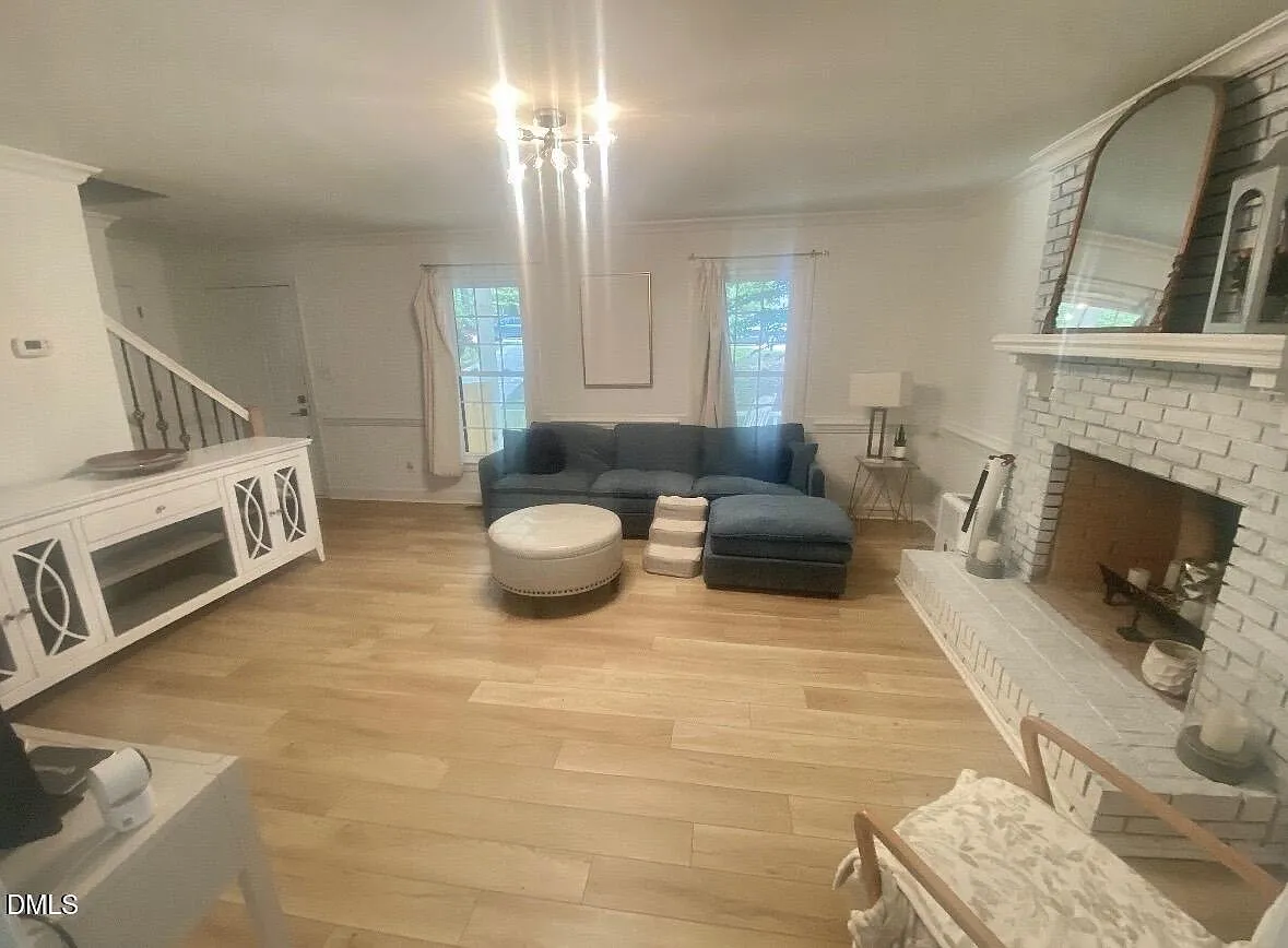 3 bed, 2.5 bath, 1482 sqft, $800 — Photo 1
