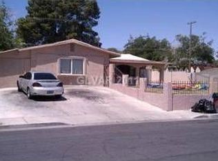 625 Twin Lakes Dr, Las Vegas, NV 89107