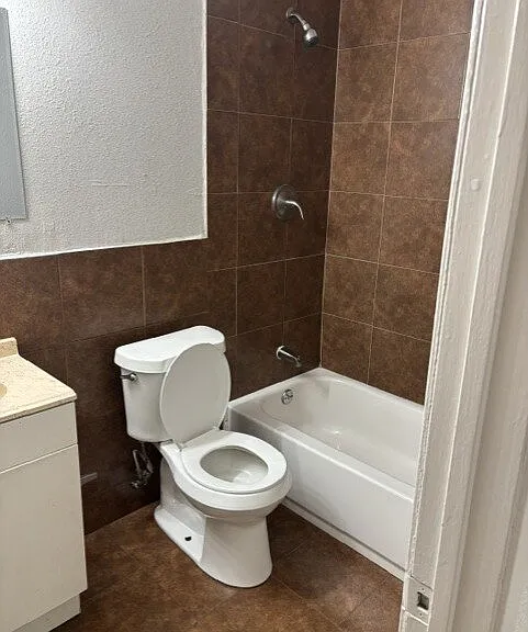115 W Rogers St #4 — Photo 6