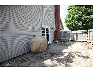 4th image of 2404 W Mulberry St