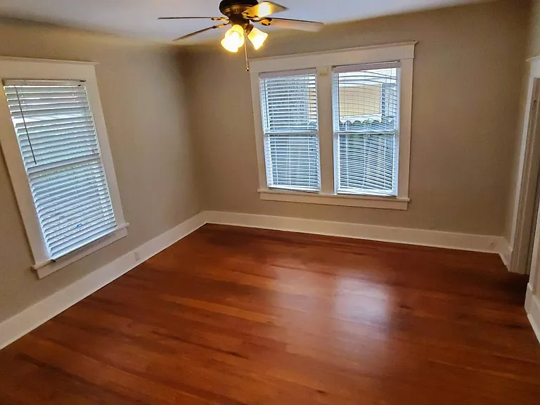 3666 Douglass Ave — Photo 11