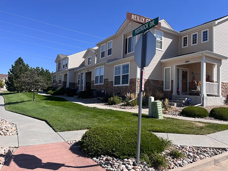 1888 Reilly Grv — Photo 4