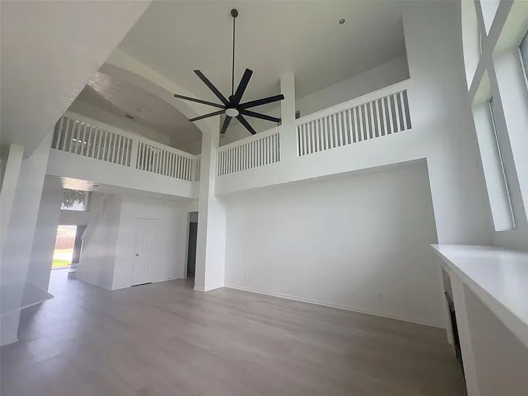 17619 Trinity Meadow Ln — Photo 7