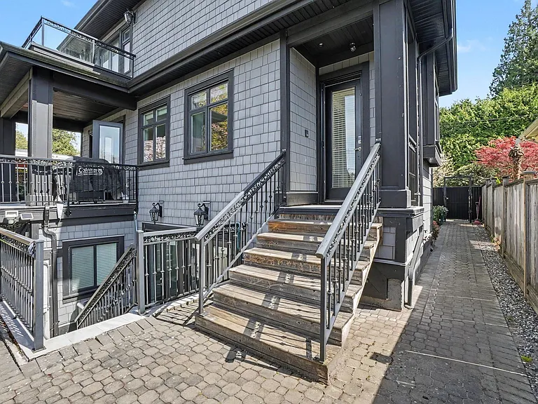 4433 Wallace St — Photo 39