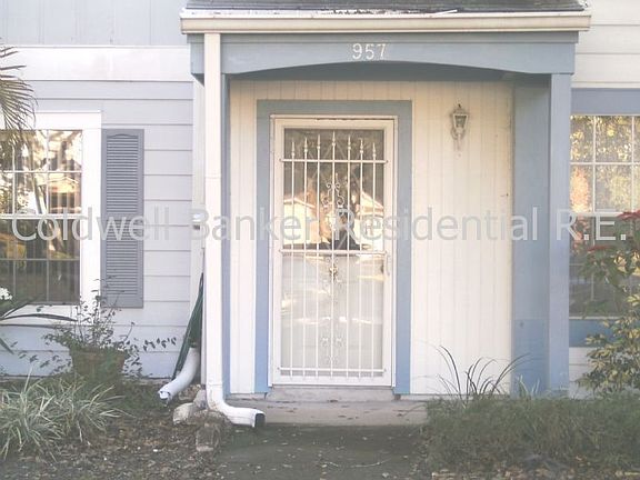 Covered front entry