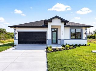 336 Sunset Rd, Rotonda West, FL 33947