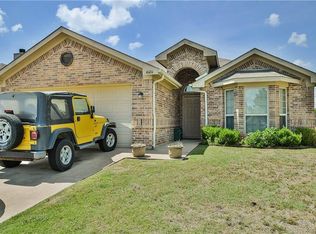 4606 Sapphire Ln, Granbury, TX 76049