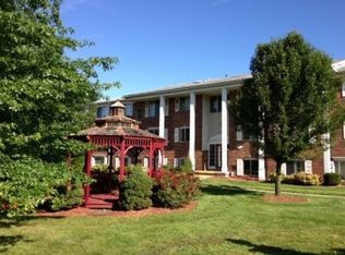 35545 Margaret St APT 201, Romulus, MI 48174