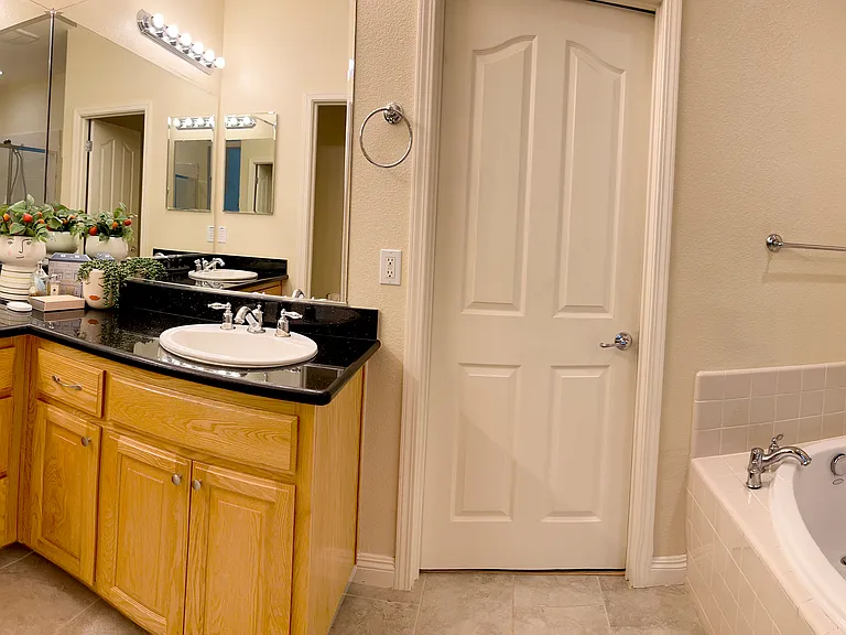 2721 Bronco Creek Way — Photo 9